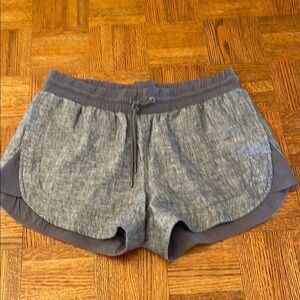 Athleta Linen blend Gray Athletic Shorts with Elastic Waistband size 6